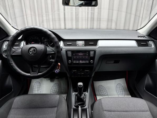 Skoda Rapid I Рестайлинг с пробегом 2019 года, цена 1 299 000 рублей, 99110 км, лифтбек, Автокод Объявления
