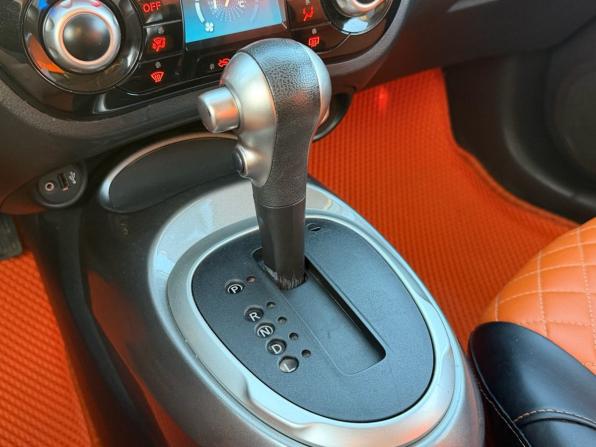 Nissan Juke I Рестайлинг с пробегом 2015 года, цена 1 399 000 рублей, 82633 км, внедорожник, Автокод Объявления