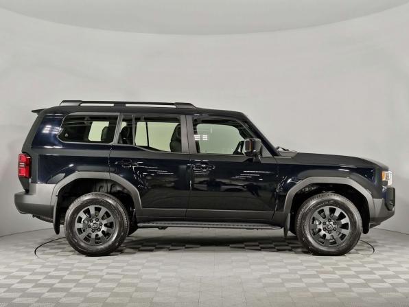Toyota Land Cruiser Prado 250 Series с пробегом 2024 года, цена 9 990 000 рублей, 21 км, внедорожник, Автокод Объявления