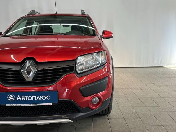 Renault Sandero II с пробегом 2017 года, цена 660 000 рублей, 148023 км, хэтчбек, Автокод Объявления