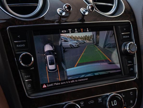 Bentley Bentayga I с пробегом 2019 года, цена 16 640 000 рублей, 21470 км, внедорожник, Автокод Объявления
