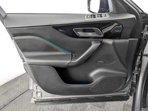 Jaguar F-Pace I с пробегом 2020 года, цена 3 720 000 рублей, 70693 км, внедорожник, Автокод Объявления