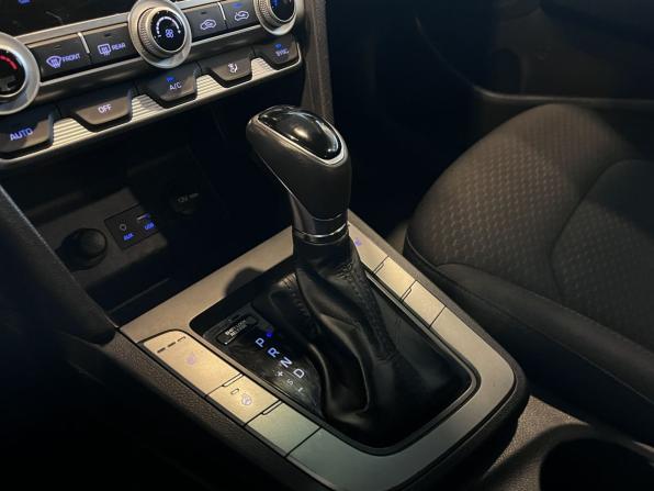 Hyundai Elantra VI (AD) Рестайлинг с пробегом 2020 года, цена 1 560 000 рублей, 141053 км, седан, Автокод Объявления