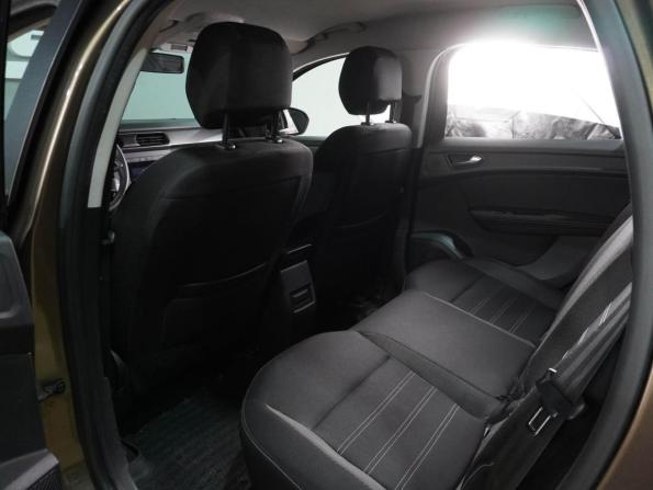 Renault Arkana I с пробегом 2019 года, цена 1 590 000 рублей, 132485 км, внедорожник, Автокод Объявления