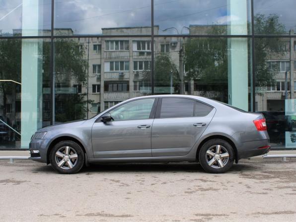 Skoda Octavia III (A7) Рестайлинг с пробегом 2018 года, цена 1 599 000 рублей, 158413 км, лифтбек, Автокод Объявления
