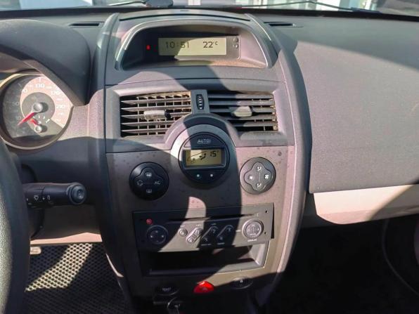 Renault Megane II Рестайлинг с пробегом 2007 года, цена 399 000 рублей, 220220 км, универсал, Автокод Объявления