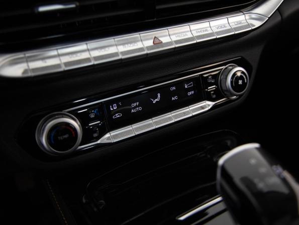 FAW Bestune T77 I с пробегом 2024 года, цена 1 799 000 рублей, 27569 км, внедорожник, Автокод Объявления