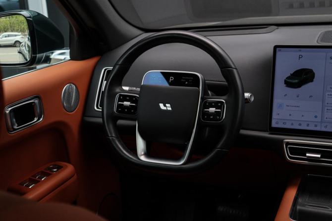Li Auto (Lixiang) L7 I Рестайлинг с пробегом 2024 года, цена 6 700 000 рублей, 34547 км, внедорожник, Автокод Объявления