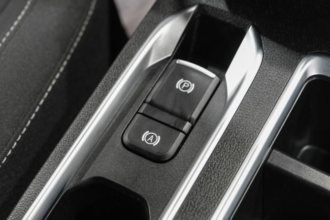 Haval M6 II с пробегом 2025 года, цена 1 899 000 рублей, 6200 км, внедорожник, Автокод Объявления