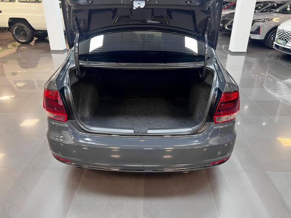 Volkswagen Polo V Рестайлинг с пробегом 2015 года, цена 990 000 рублей, 134315 км, седан, Автокод Объявления