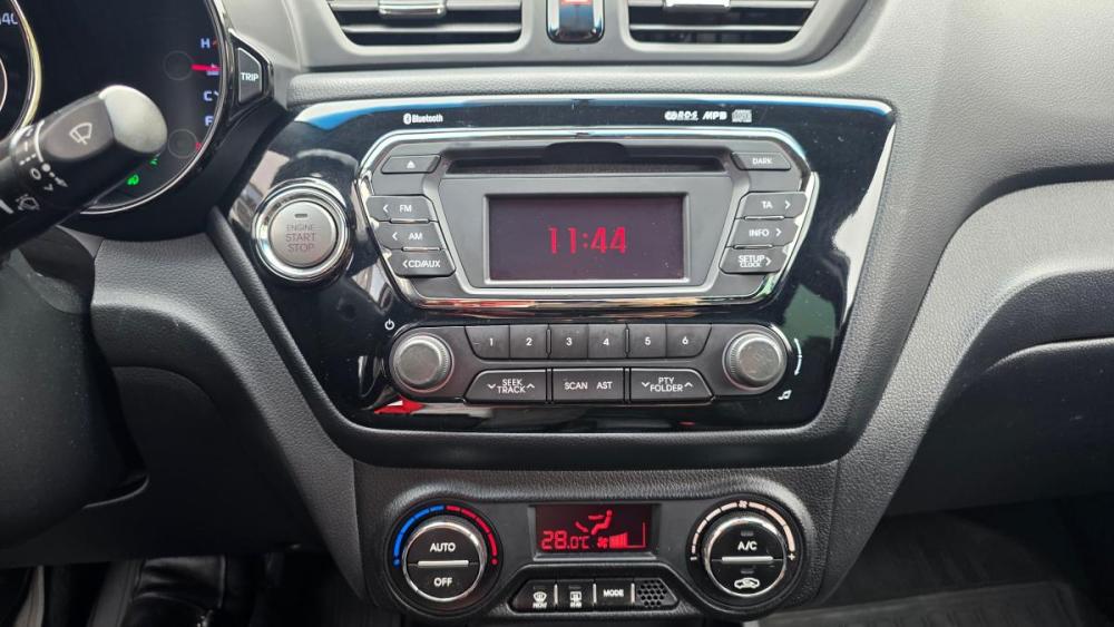 Kia Rio III Санкт-Петербург  - изображение 16