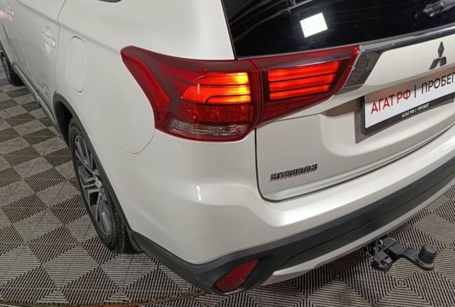 Mitsubishi Outlander III Рестайлинг 2 с пробегом 2018 года, цена 1 990 000 рублей, 96529 км, внедорожник, Автокод Объявления