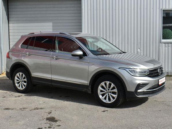 Volkswagen Tiguan II Рестайлинг с пробегом 2021 года, цена 2 349 000 рублей, 118032 км, внедорожник, Автокод Объявления