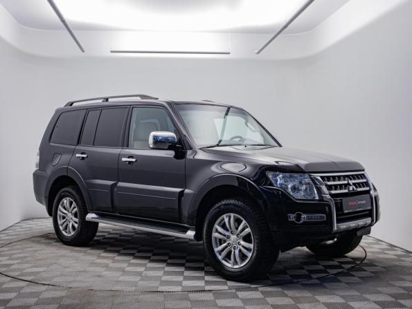Mitsubishi Pajero IV Рестайлинг 2 с пробегом 2017 года, цена 2 880 000 рублей, 122500 км, внедорожник, Автокод Объявления