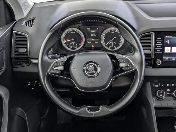 Skoda Karoq I с пробегом 2022 года, цена 2 730 000 рублей, 75528 км, внедорожник, Автокод Объявления