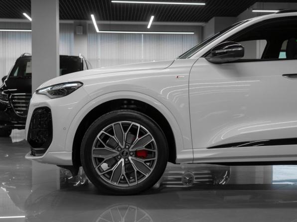 Audi Q5 III с пробегом 2026 года, цена 6 400 000 рублей, 50 км, внедорожник, Автокод Объявления