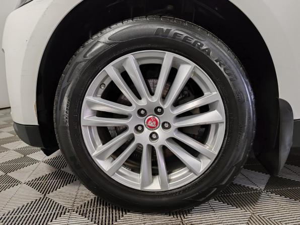 Jaguar F-Pace I с пробегом 2017 года, цена 2 399 000 рублей, 136442 км, внедорожник, Автокод Объявления