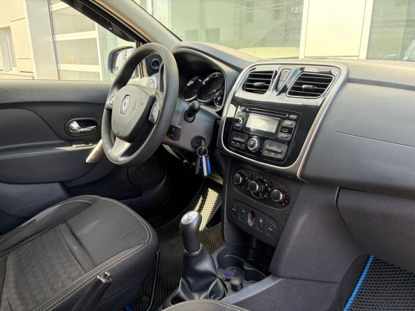 Renault Logan II с пробегом 2014 года, цена 495 000 рублей, 229283 км, седан, Автокод Объявления