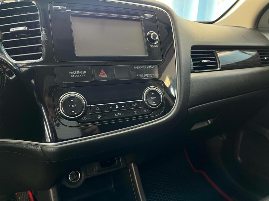 Mitsubishi Outlander III Рестайлинг 2 Нижнекамск  - изображение 15