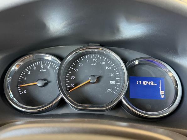Renault Logan II с пробегом 2014 года, цена 650 000 рублей, 171140 км, седан, Автокод Объявления