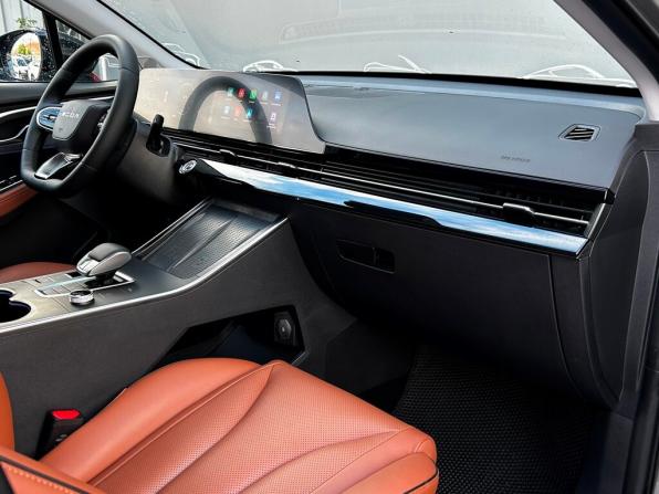 Omoda C5 I с пробегом 2023 года, цена 1 737 600 рублей, 62607 км, внедорожник, Автокод Объявления