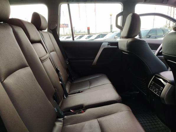 Toyota Land Cruiser Prado 150 Series Рестайлинг 2 с пробегом 2017 года, цена 5 600 000 рублей, 66326 км, внедорожник, Автокод Объявления
