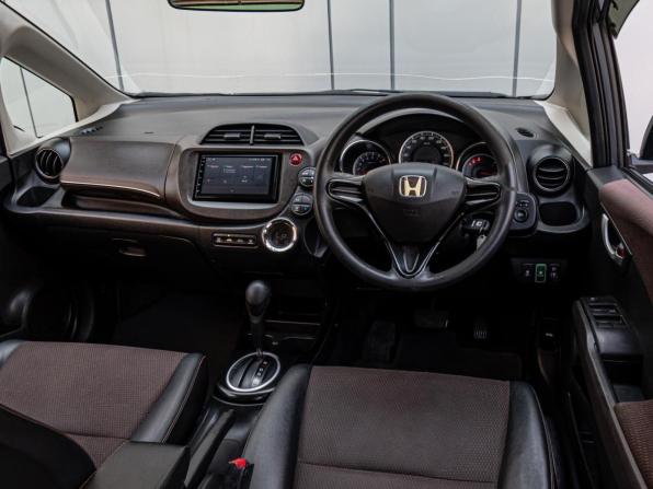 Honda Fit Shuttle I с пробегом 2011 года, цена 945 000 рублей, 162987 км, универсал, Автокод Объявления