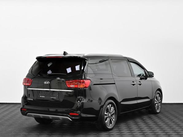 Kia Carnival III с пробегом 2018 года, цена 2 549 000 рублей, 151000 км, минивэн, Автокод Объявления