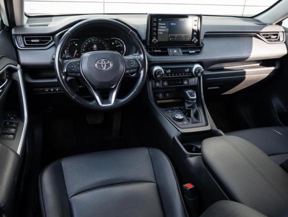 Toyota RAV4 V (XA50) с пробегом 2022 года, цена 2 950 000 рублей, 94656 км, внедорожник, Автокод Объявления