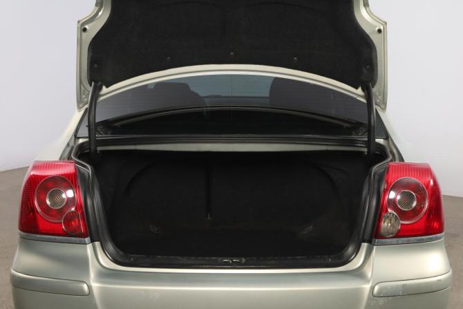 Toyota Avensis II Рестайлинг с пробегом 2007 года, цена 799 000 рублей, 278000 км, седан, Автокод Объявления