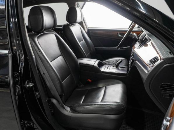 Hyundai Equus II Рестайлинг с пробегом 2013 года, цена 1 719 000 рублей, 205636 км, седан, Автокод Объявления