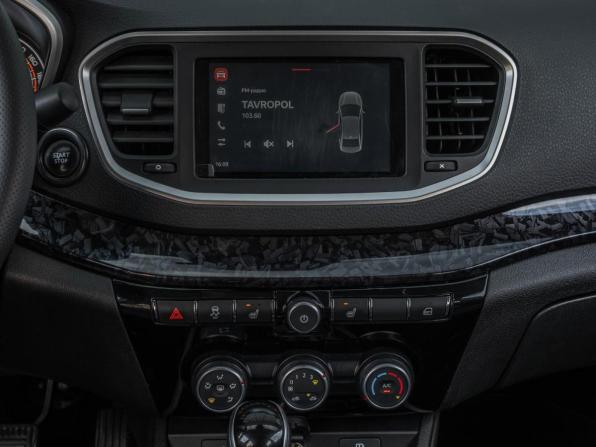 Lada (ВАЗ) Vesta I Рестайлинг (NG) с пробегом 2024 года, цена 1 350 000 рублей, 33699 км, седан, Автокод Объявления