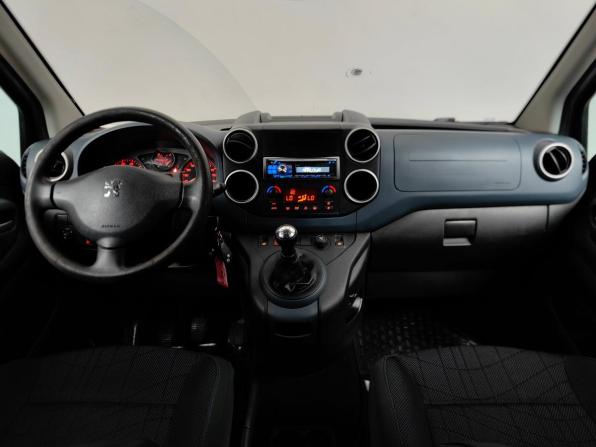 Peugeot Partner II с пробегом 2009 года, цена 449 000 рублей, 222000 км, минивэн, Автокод Объявления