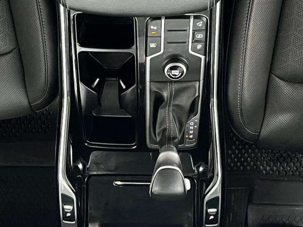 Kia Sorento IV с пробегом 2023 года, цена 4 140 000 рублей, 50000 км, внедорожник, Автокод Объявления