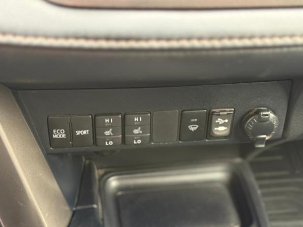 Toyota RAV4 IV (XA40) с пробегом 2015 года, цена 2 215 000 рублей, 232712 км, внедорожник, Автокод Объявления