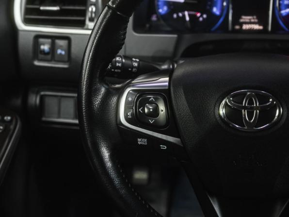 Toyota Camry VII (XV50) Рестайлинг с пробегом 2017 года, цена 1 799 000 рублей, 237756 км, седан, Автокод Объявления