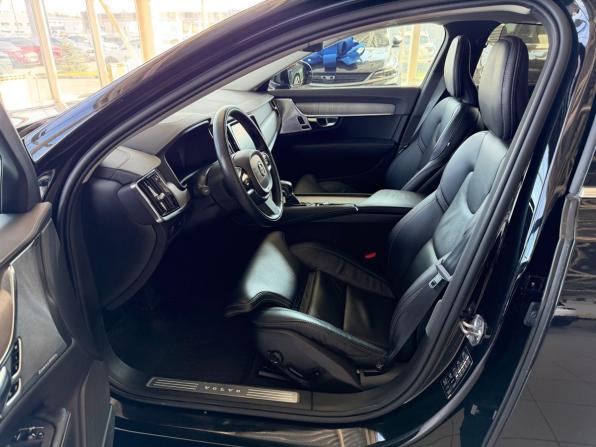 Volvo S90 II Рестайлинг с пробегом 2021 года, цена 4 195 900 рублей, 88625 км, седан, Автокод Объявления