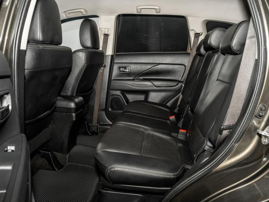Mitsubishi Outlander III Рестайлинг 2 Иркутск  - изображение 7