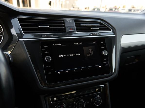 Volkswagen Tiguan II с пробегом 2020 года, цена 2 650 000 рублей, 97969 км, внедорожник, Автокод Объявления