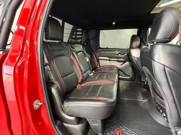 Ram 1500 V с пробегом 2021 года, цена 11 800 000 рублей, 37150 км, offers.body_type.unknown, Автокод Объявления