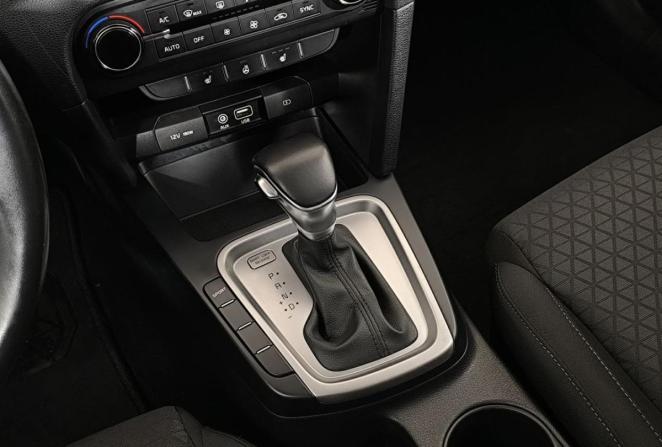 Kia Ceed III с пробегом 2018 года, цена 1 630 000 рублей, 120000 км, хэтчбек, Автокод Объявления