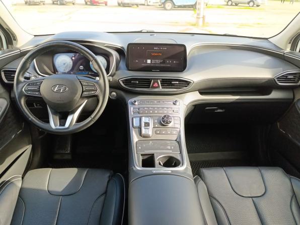 Hyundai Santa Fe IV Рестайлинг с пробегом 2022 года, цена 3 750 000 рублей, 68120 км, внедорожник, Автокод Объявления
