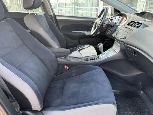 Honda Civic VIII Рестайлинг с пробегом 2008 года, цена 670 000 рублей, 165500 км, хэтчбек, Автокод Объявления