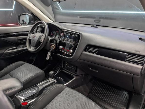 Mitsubishi Outlander III Рестайлинг 3 с пробегом 2020 года, цена 1 950 000 рублей, 125274 км, внедорожник, Автокод Объявления