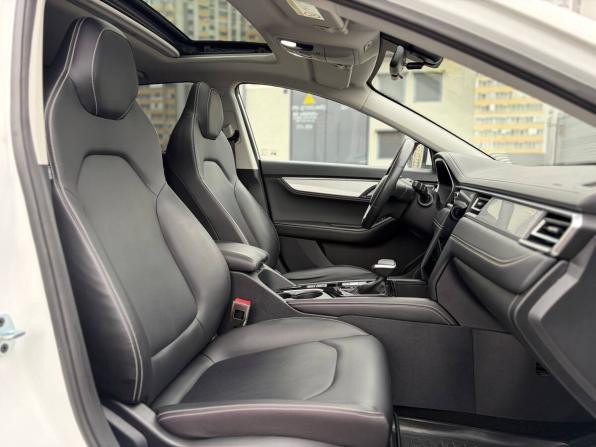 JAC J7 I с пробегом 2023 года, цена 1 125 000 рублей, 82000 км, лифтбек, Автокод Объявления