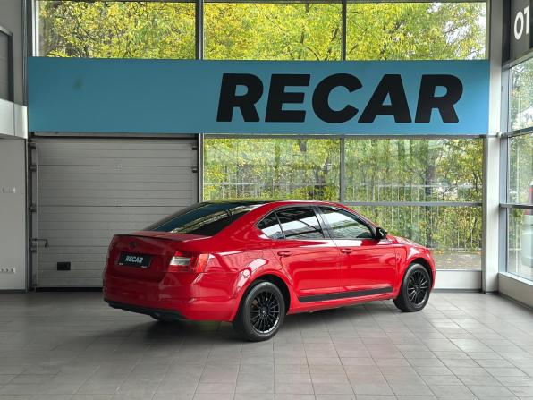 Skoda Octavia III (A7) с пробегом 2015 года, цена 1 100 000 рублей, 210894 км, лифтбек, Автокод Объявления
