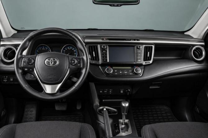 Toyota RAV4 IV (XA40) Рестайлинг с пробегом 2017 года, цена 2 879 000 рублей, 146000 км, внедорожник, Автокод Объявления