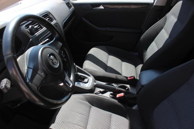 Volkswagen Jetta VI с пробегом 2013 года, цена 1 017 000 рублей, 211515 км, седан, Автокод Объявления