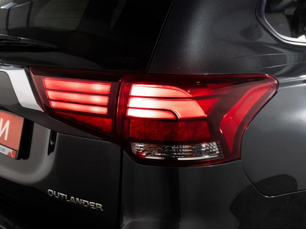 Mitsubishi Outlander III Рестайлинг 2 с пробегом 2015 года, цена 1 638 500 рублей, 127755 км, внедорожник, Автокод Объявления