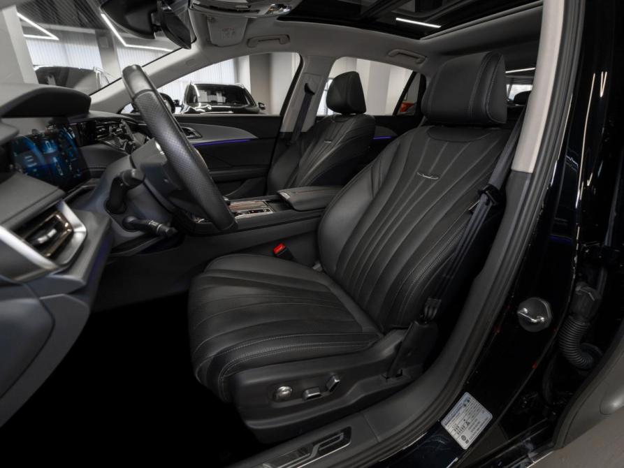 Hongqi H5 II Москва  - изображение 9